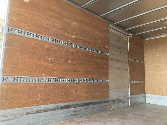 いすゞ エルフ 小型 バン 2RG-NPR88YN(100066) 23枚目