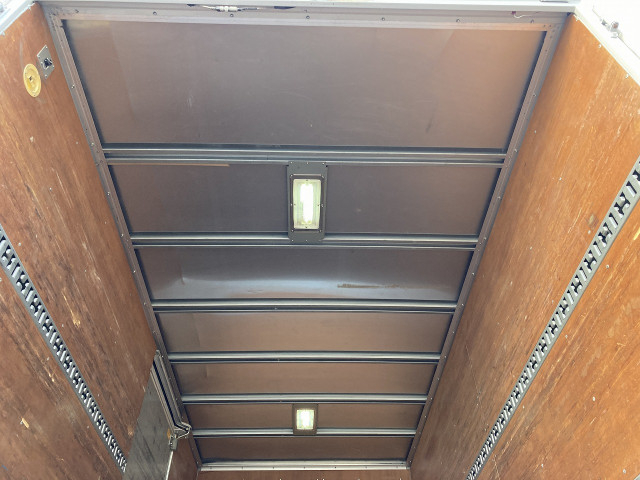 いすゞ エルフ 小型 バン 2RG-NPR88YN(100066) 26枚目