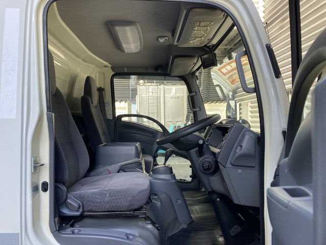 いすゞ エルフ 小型 バン 2RG-NPR88YN(100066) 38枚目