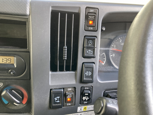 いすゞ エルフ 小型 バン 2RG-NPR88YN(100066) 41枚目