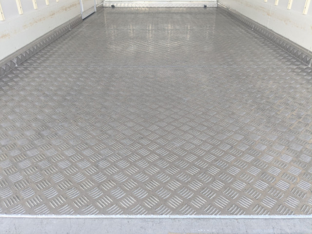 日野 レンジャー 小型 冷蔵冷凍バン 2RG-XZU710M(100068) 17枚目