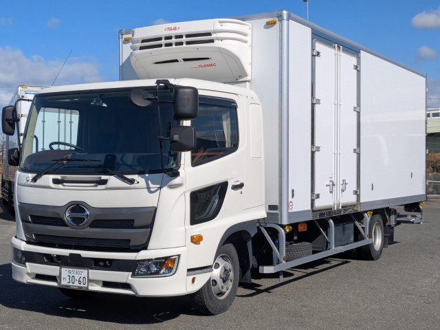 日野 レンジャー 中型 冷蔵冷凍バン 2KG-FD2ABG(100069) 1枚目