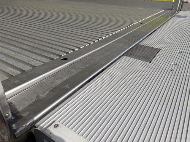 日野 レンジャー 中型 冷蔵冷凍バン 2KG-FD2ABG(100069) 12枚目