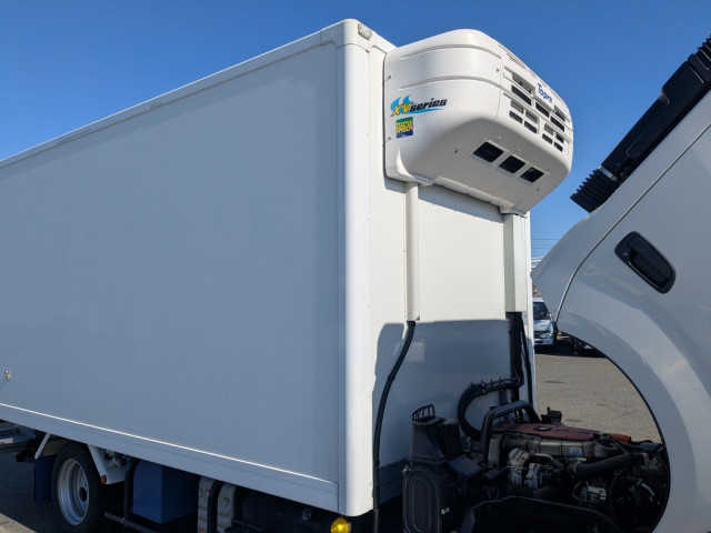 日野 レンジャー 小型 冷蔵冷凍バン 2RG-XZU710M(100068) 37枚目