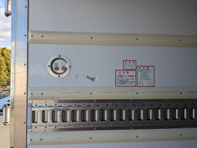 日野 レンジャー 中型 冷蔵冷凍バン 2KG-FD2ABG(100069) 33枚目