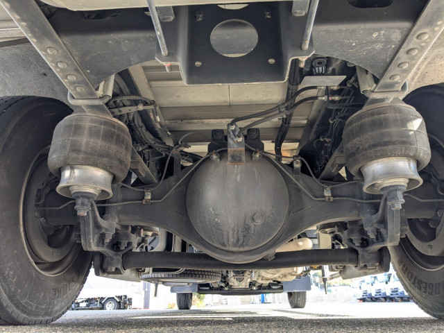 日野 レンジャー 中型 冷蔵冷凍バン 2KG-FD2ABG(100069) 37枚目