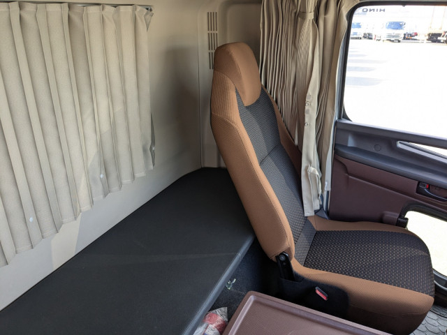 日野 レンジャー 中型 冷蔵冷凍バン 2KG-FD2ABG(100069) 41枚目