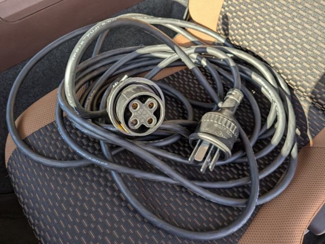 日野 レンジャー 中型 冷蔵冷凍バン 2KG-FD2ABG(100069) 47枚目