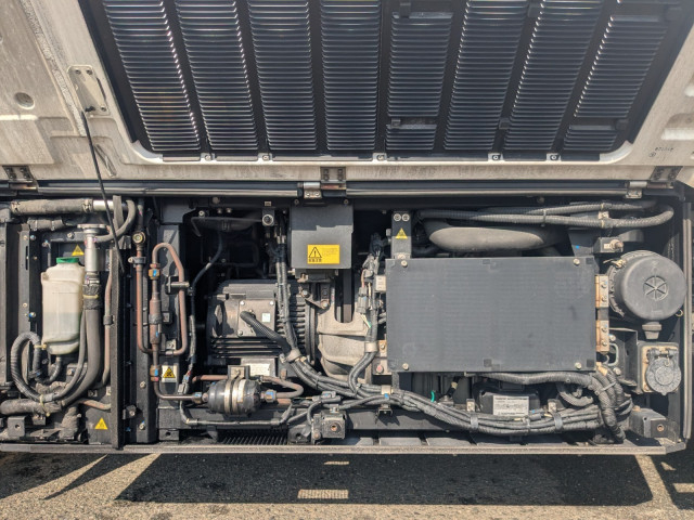 日野 プロフィア 大型 ウィング 2DG-FW1AHG(100070) 33枚目