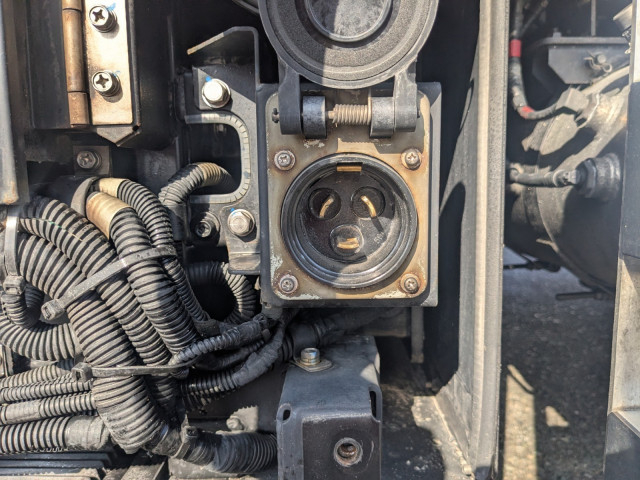 日野 プロフィア 大型 ウィング 2DG-FW1AHG(100070) 35枚目