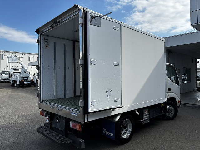 日野 デュトロ 小型 冷蔵冷凍バン 2RG-XZC605M(100073) 14枚目