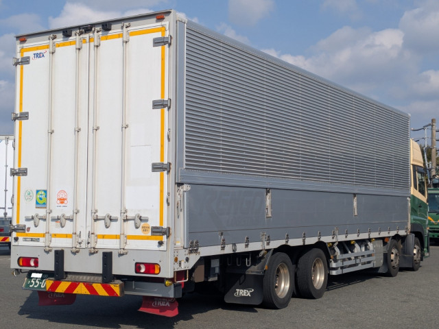 UDトラックス（日産） クオン 大型 ウィング 2PG-CG5CA(100074) 3枚目