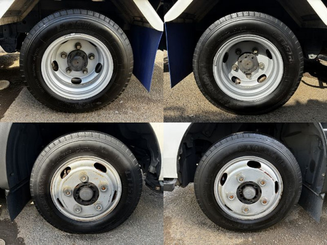 日野 デュトロ 小型 冷蔵冷凍バン 2RG-XZC605M(100073) 30枚目