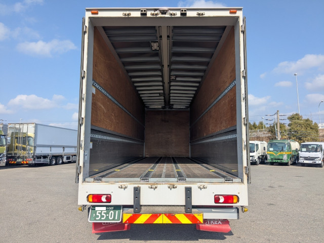 UDトラックス（日産） クオン 大型 ウィング 2PG-CG5CA(100074) 8枚目