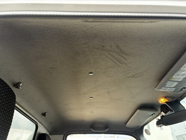 日野 デュトロ 小型 冷蔵冷凍バン 2RG-XZC605M(100073) 45枚目