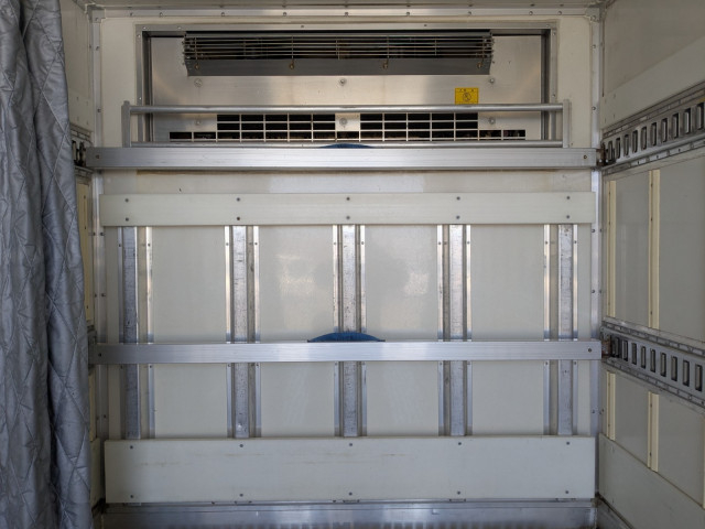 いすゞ エルフ 小型 冷蔵冷凍バン TRG-NJR85AN(100075) 17枚目