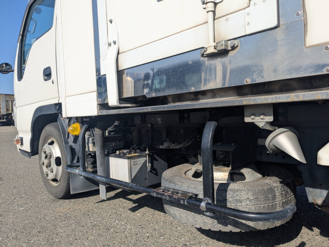 いすゞ エルフ 小型 冷蔵冷凍バン TRG-NJR85AN(100075) 24枚目