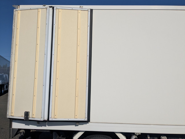 いすゞ エルフ 小型 冷蔵冷凍バン TRG-NJR85AN(100075) 27枚目