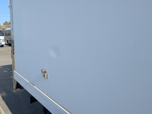 いすゞ エルフ 小型 冷蔵冷凍バン TRG-NJR85AN(100075) 47枚目