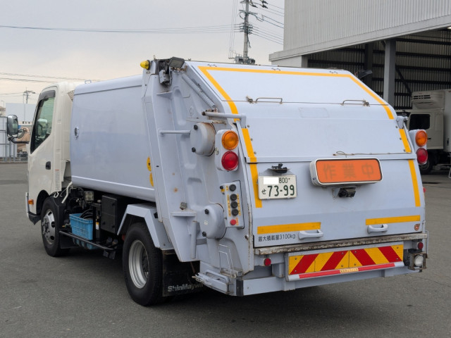 日野 デュトロ 小型 塵芥車（プレス式） TKG-XZU700M(100077) 4枚目