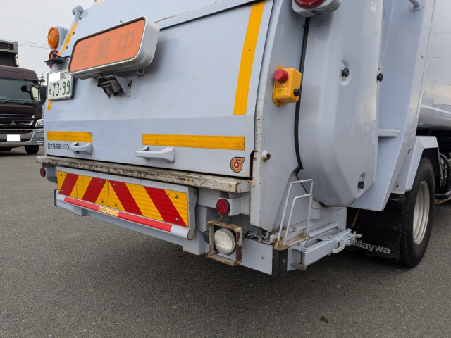 日野 デュトロ 小型 塵芥車（プレス式） TKG-XZU700M(100077) 7枚目