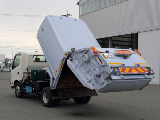 日野 デュトロ 小型 塵芥車（プレス式） TKG-XZU700M(100077) 18枚目