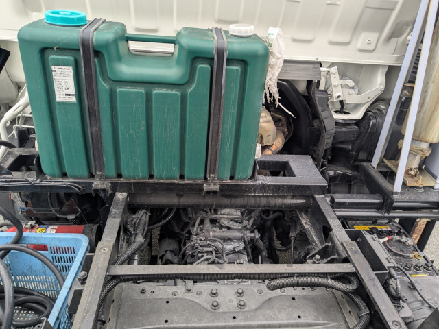 日野 デュトロ 小型 塵芥車（プレス式） TKG-XZU700M(100077) 22枚目