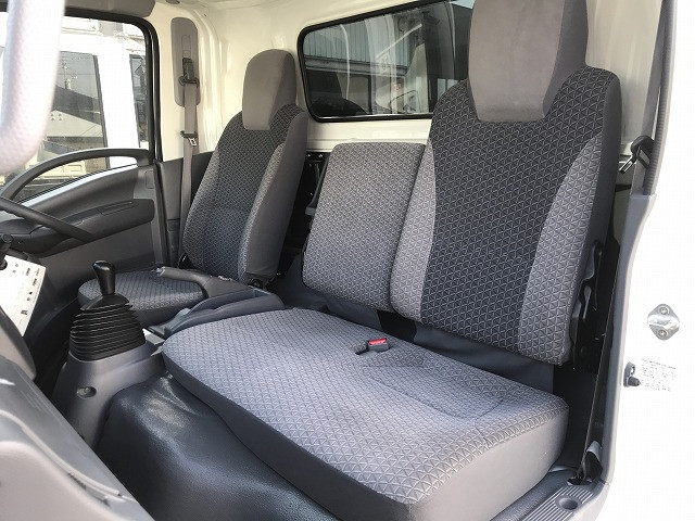 いすゞ エルフ 小型 キャリアカー TRG-NPR85AN(100079) 32枚目