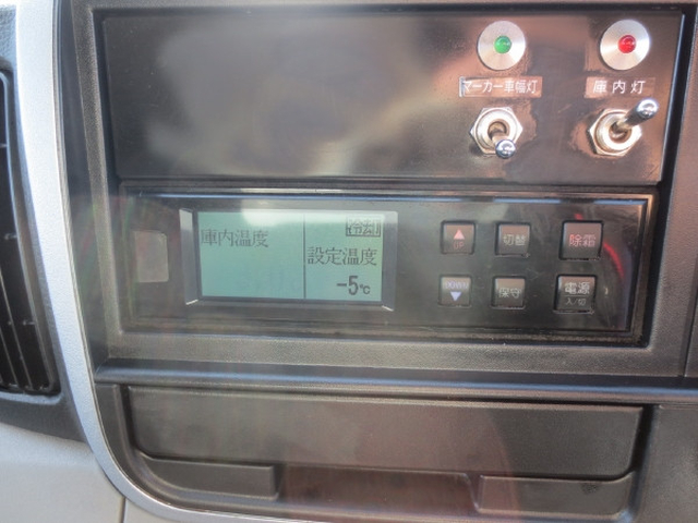 Mitsubishi Fuso canter Small Freezer box_body 2PG-FEB90(100080) 15枚目