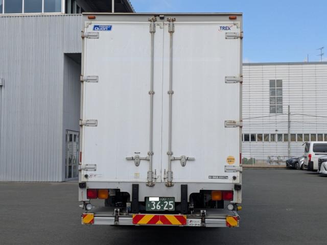 UDトラックス（日産） クオン 大型 ウィング QPG-CD5ZA(100081) 8枚目