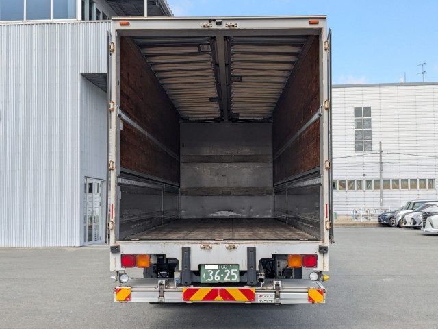 UDトラックス（日産） クオン 大型 ウィング QPG-CD5ZA(100081) 9枚目