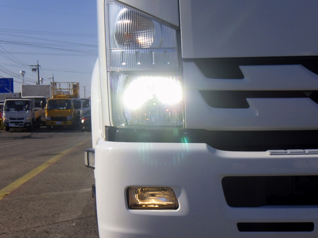 いすゞ フォワード 中型 バン TKG-FRR90T2(100082) 3枚目