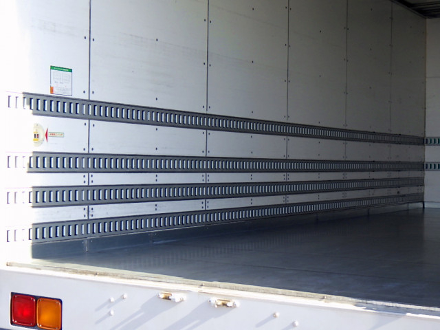 いすゞ フォワード 中型 バン TKG-FRR90T2(100082) 10枚目