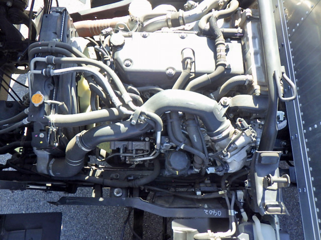 いすゞ フォワード 中型 バン TKG-FRR90T2(100082) 33枚目