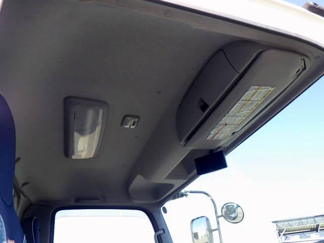 いすゞ フォワード 中型 バン TKG-FRR90T2(100082) 47枚目