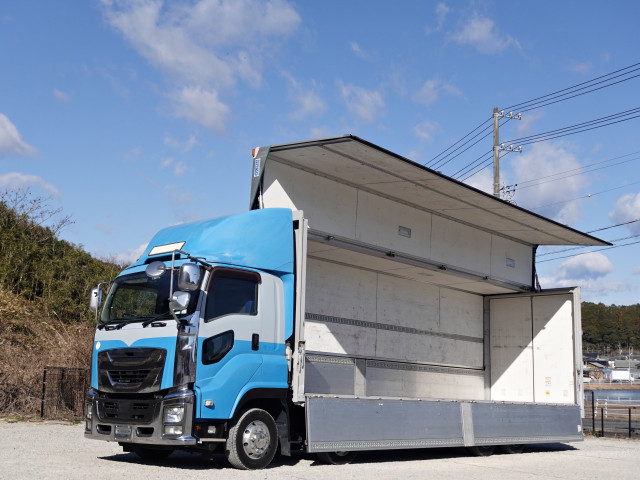 いすゞ ギガ 大型 ウィング QPG-CYJ77B(100084) 27枚目