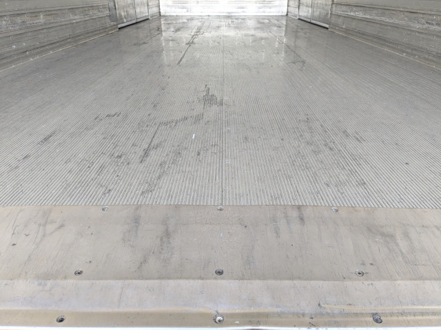 いすゞ フォワード 中型 冷蔵冷凍バン TKG-FRR90T2(100085) 16枚目