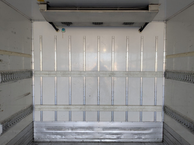 いすゞ フォワード 中型 冷蔵冷凍バン TKG-FRR90T2(100085) 19枚目