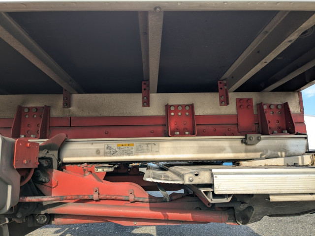 いすゞ フォワード 中型 冷蔵冷凍バン TKG-FRR90T2(100085) 24枚目