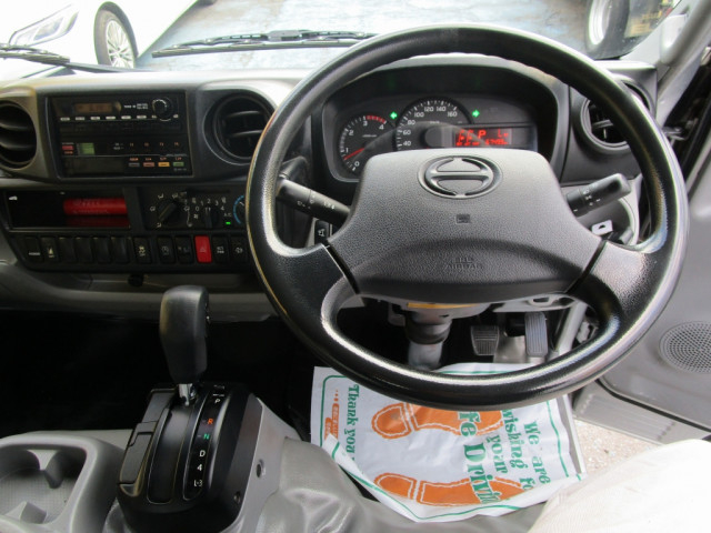 日野 デュトロ 小型 バン TKG-XZC605M(100086) 31枚目