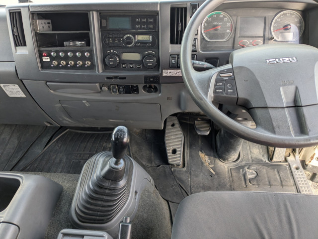 いすゞ フォワード 中型 冷蔵冷凍バン TKG-FRR90T2(100085) 39枚目