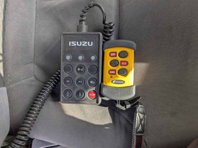 いすゞ フォワード 中型 冷蔵冷凍バン TKG-FRR90T2(100085) 50枚目