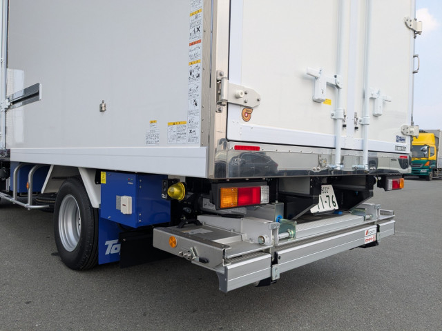 Mitsubishi Fuso canter Small Freezer box_body 2RG-FEB50(100094) 6枚目