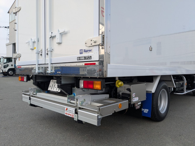 Mitsubishi Fuso canter Small Freezer box_body 2RG-FEB50(100094) 7枚目