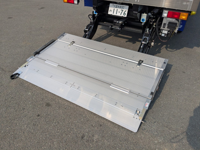 Mitsubishi Fuso canter Small Freezer box_body 2RG-FEB50(100094) 32枚目