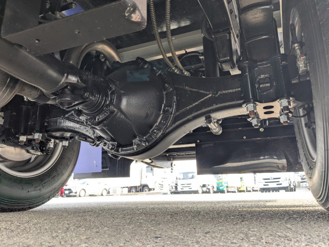 三菱ふそう キャンター 小型 冷蔵冷凍バン 2RG-FEB50(100097) 12枚目