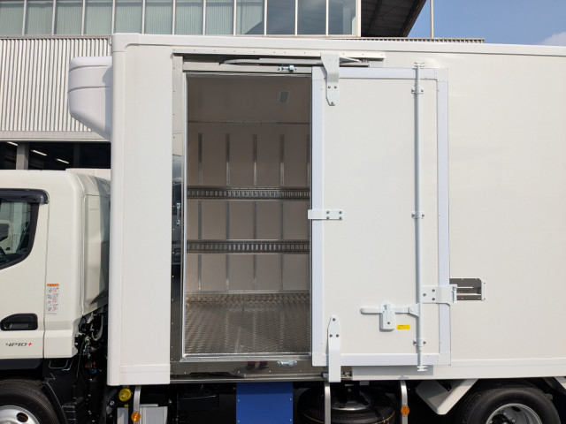 三菱ふそう キャンター 小型 冷蔵冷凍バン 2RG-FEB50(100097) 15枚目