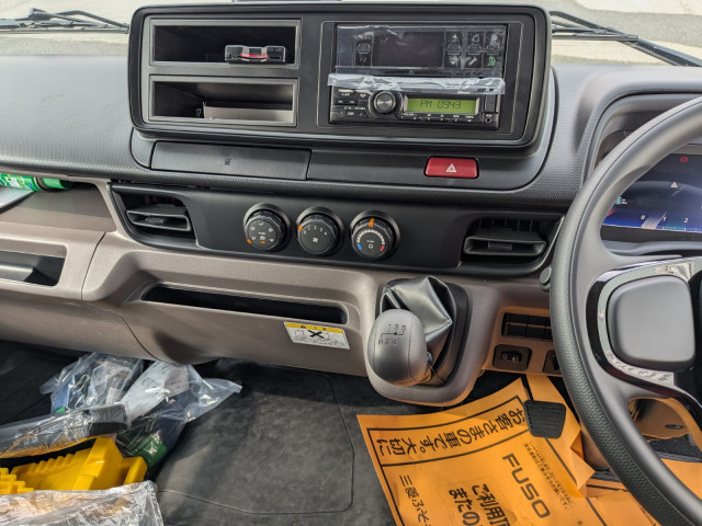 三菱ふそう キャンター 小型 冷蔵冷凍バン 2RG-FEB50(100097) 39枚目