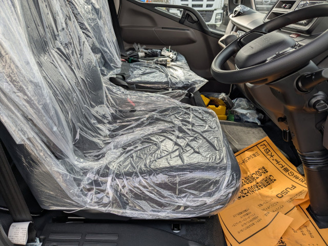 三菱ふそう キャンター 小型 冷蔵冷凍バン 2RG-FEB50(100097) 41枚目