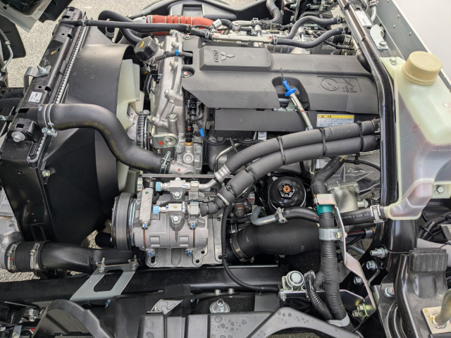 三菱ふそう キャンター 小型 冷蔵冷凍バン 2RG-FEB50(100097) 43枚目